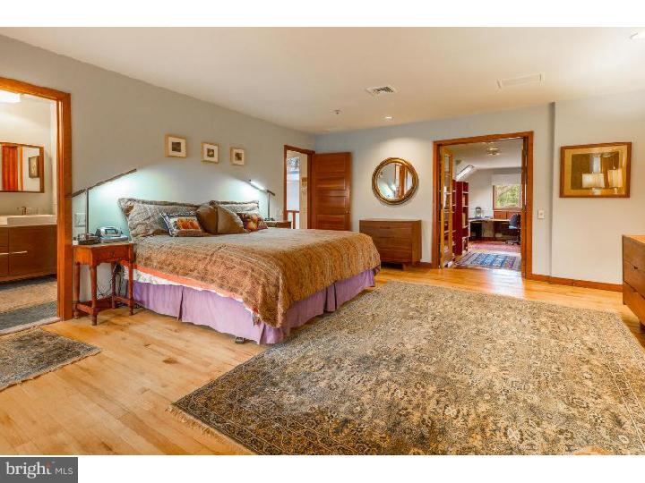 865 Cox Road Moorestown, NJ 08057 - Photo 15 of 25 Bedroom - Main