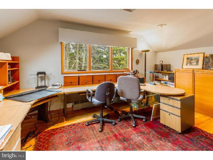 865 Cox Road Moorestown, NJ 08057 - Photo 16 of 25 Office / Study