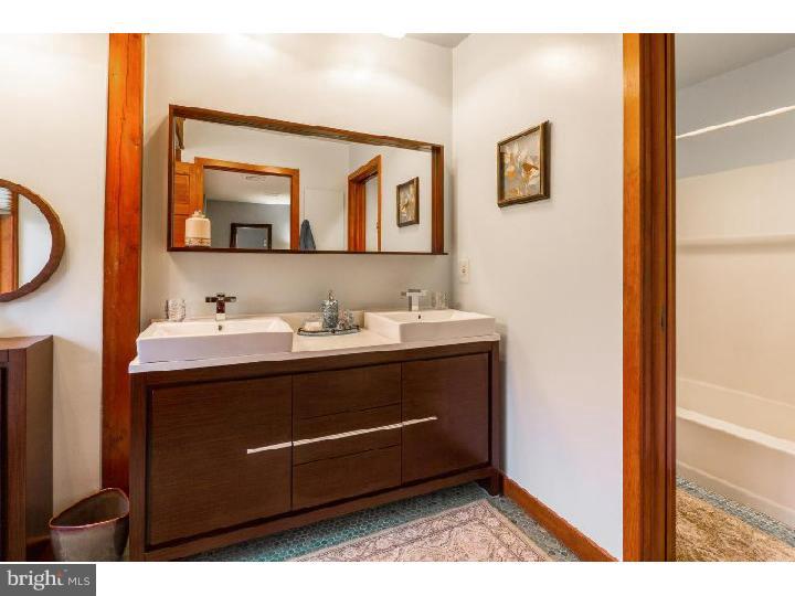 865 Cox Road Moorestown, NJ 08057 - Photo 17 of 25 Master Bathroom