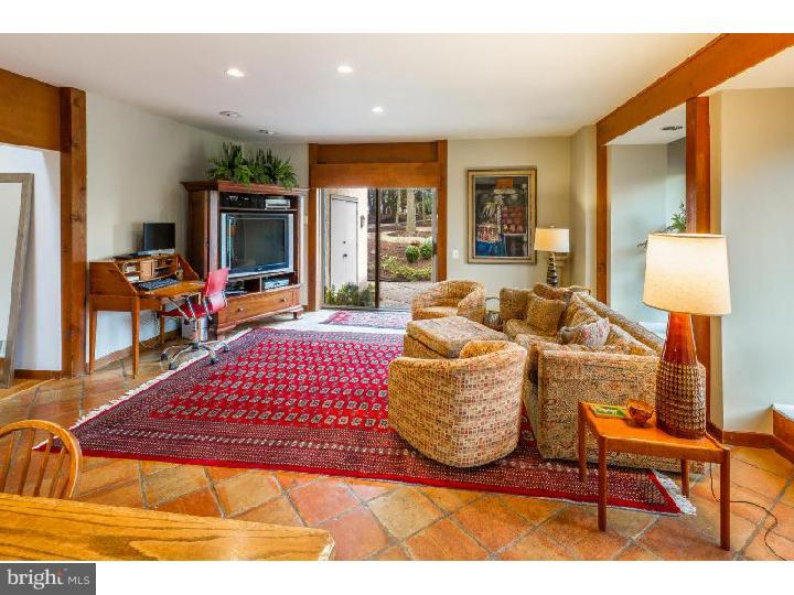 865 Cox Road Moorestown, NJ 08057 - Photo 10 of 25 Family Room