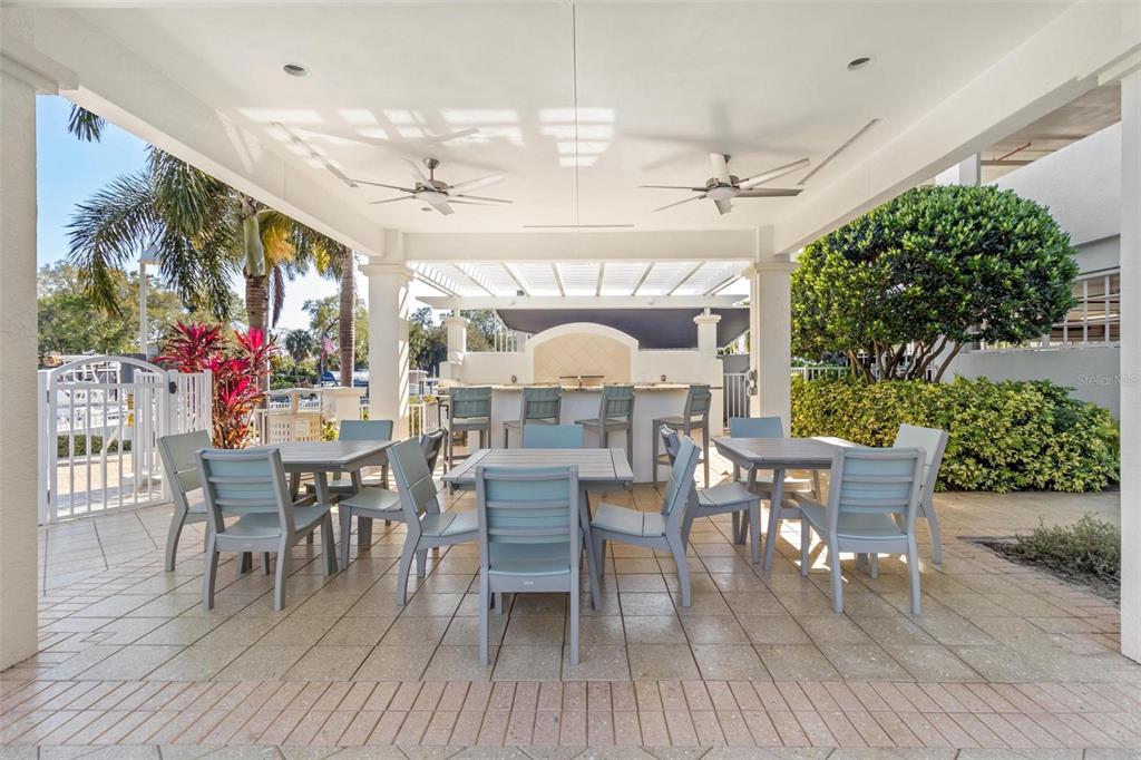 1325 Snell Isle Boulevard Northeast, Unit 302 St. Petersburg, FL 33704 - Photo 54 of 62