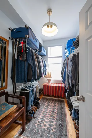a view of roof with sitting area