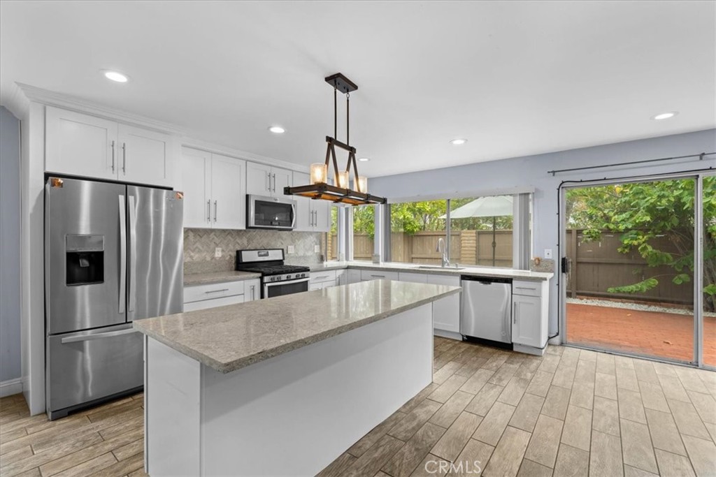 6 Banyan Tree Irvine, CA 92612 - Photo 14 of 45