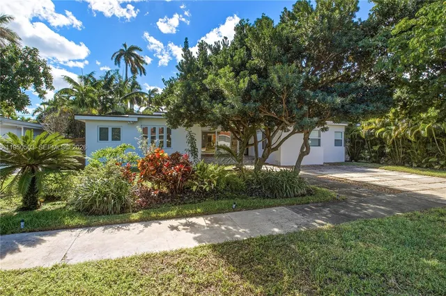 $1,700,000 | 1106 Northeast 86th Street, Miami, FL 33138