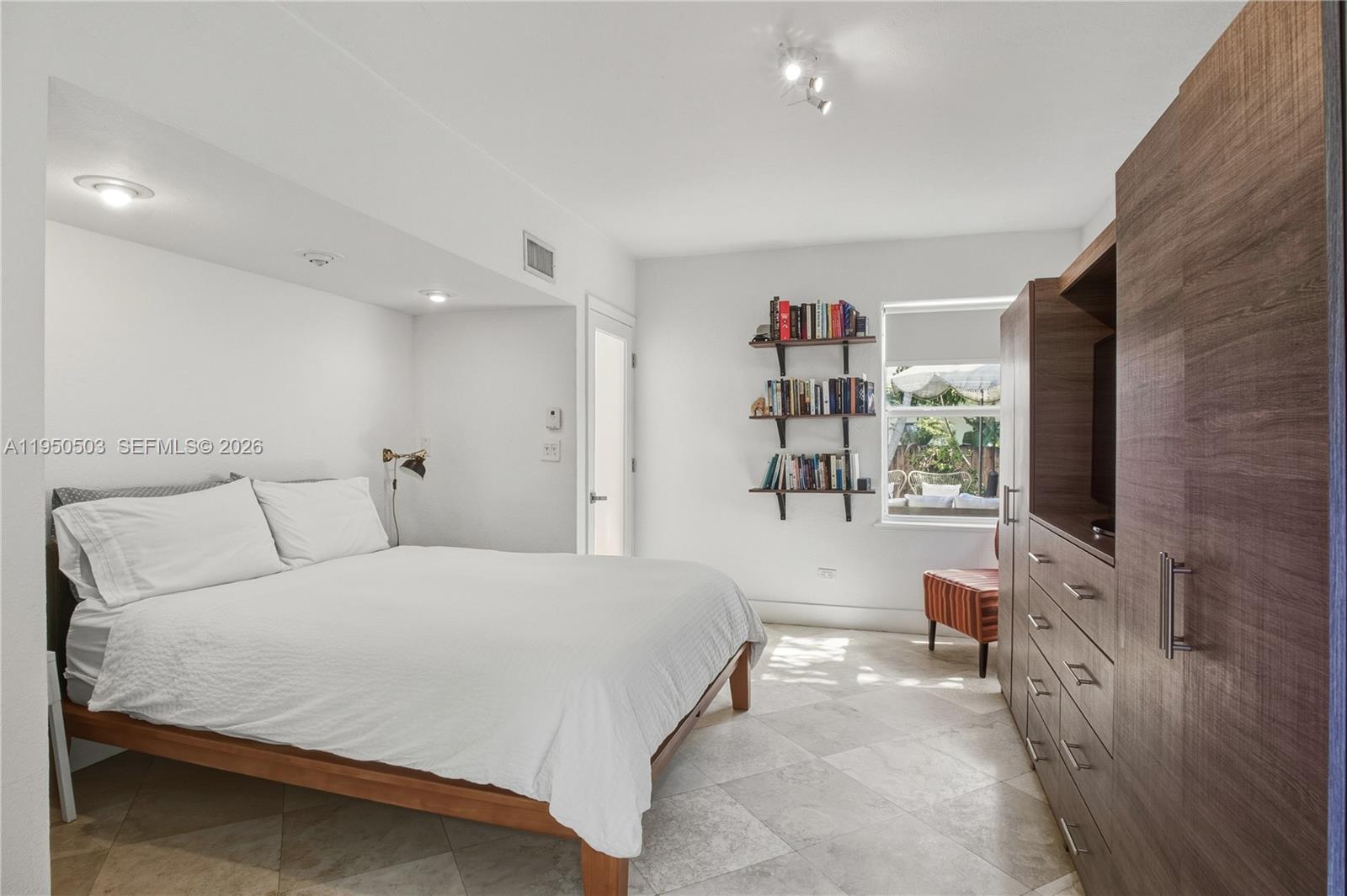 1106 Northeast 86th Street Miami, FL 33138 - Photo 8 of 14