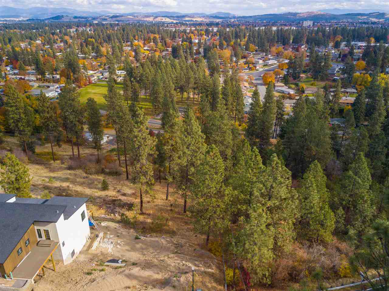 7508 North Cedar Road Spokane, WA 99208 - Photo 2 of 3 Gallery Image 2
