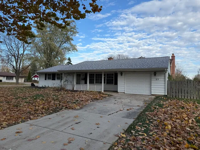 $298,000 | 25 Westover Lane, Schaumburg, IL 60193