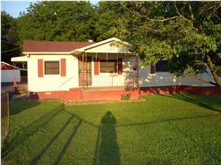 301 Castleberry Road Rossville, GA 30741 - Photo 1 of 8 Primary Photo