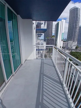 $2,400 | 275 Northeast 18th Street, Unit 1404, Miami, FL 33132