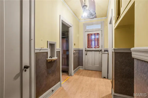 $869,000 | 7061 Maryland Avenue, University City, MO 63130