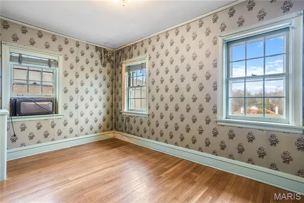 $869,000 | 7061 Maryland Avenue, University City, MO 63130