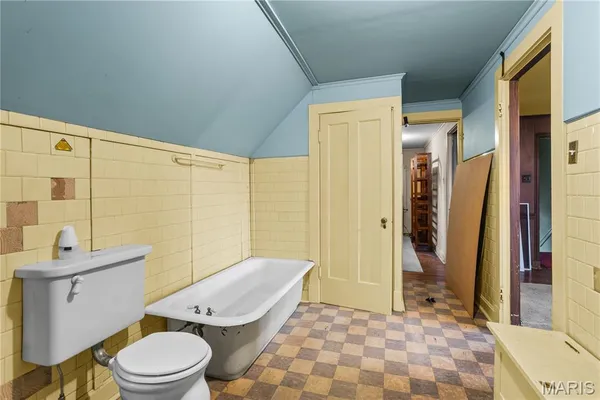 $869,000 | 7061 Maryland Avenue, University City, MO 63130