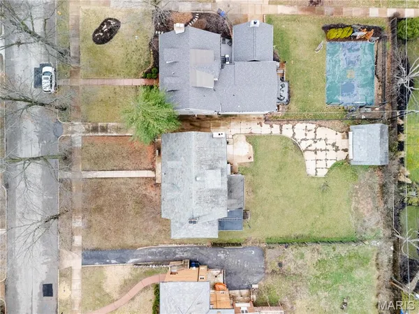 $869,000 | 7061 Maryland Avenue, University City, MO 63130