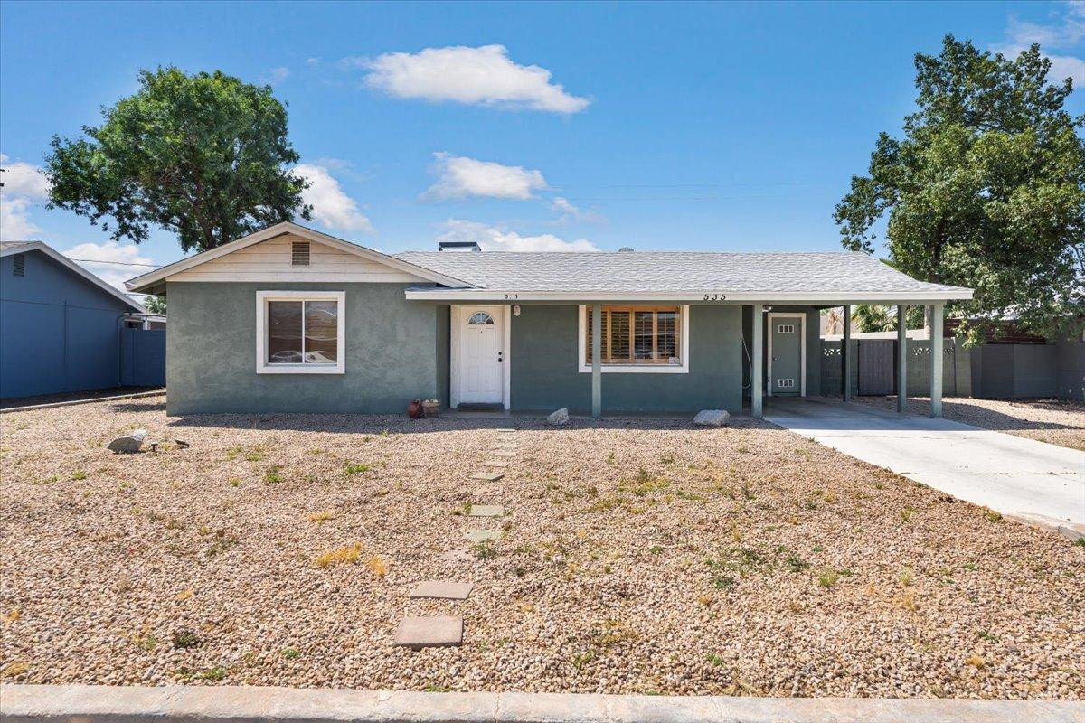 535 West 19th Street Tempe, AZ 85282 - Photo 2 of 20 a front view of a house with a yard