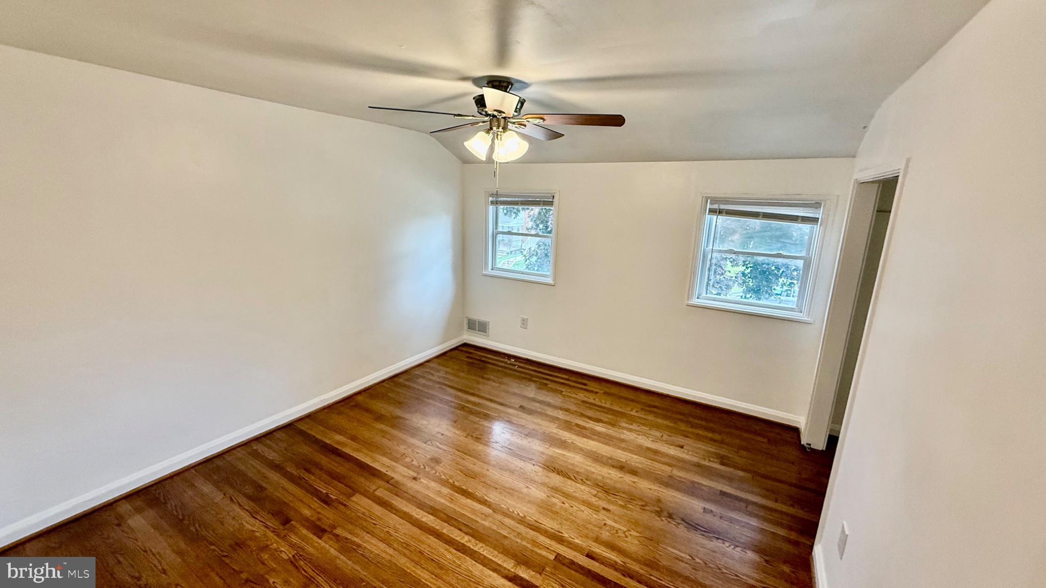 617 Brisbane Road Baltimore, MD 21229 - Photo 5 of 8 Gallery Image 5