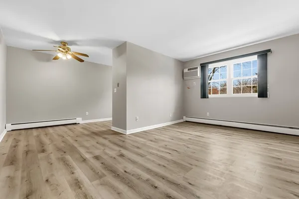$2,000 | 6 Venice Street, Unit B6, Danvers, MA 01923