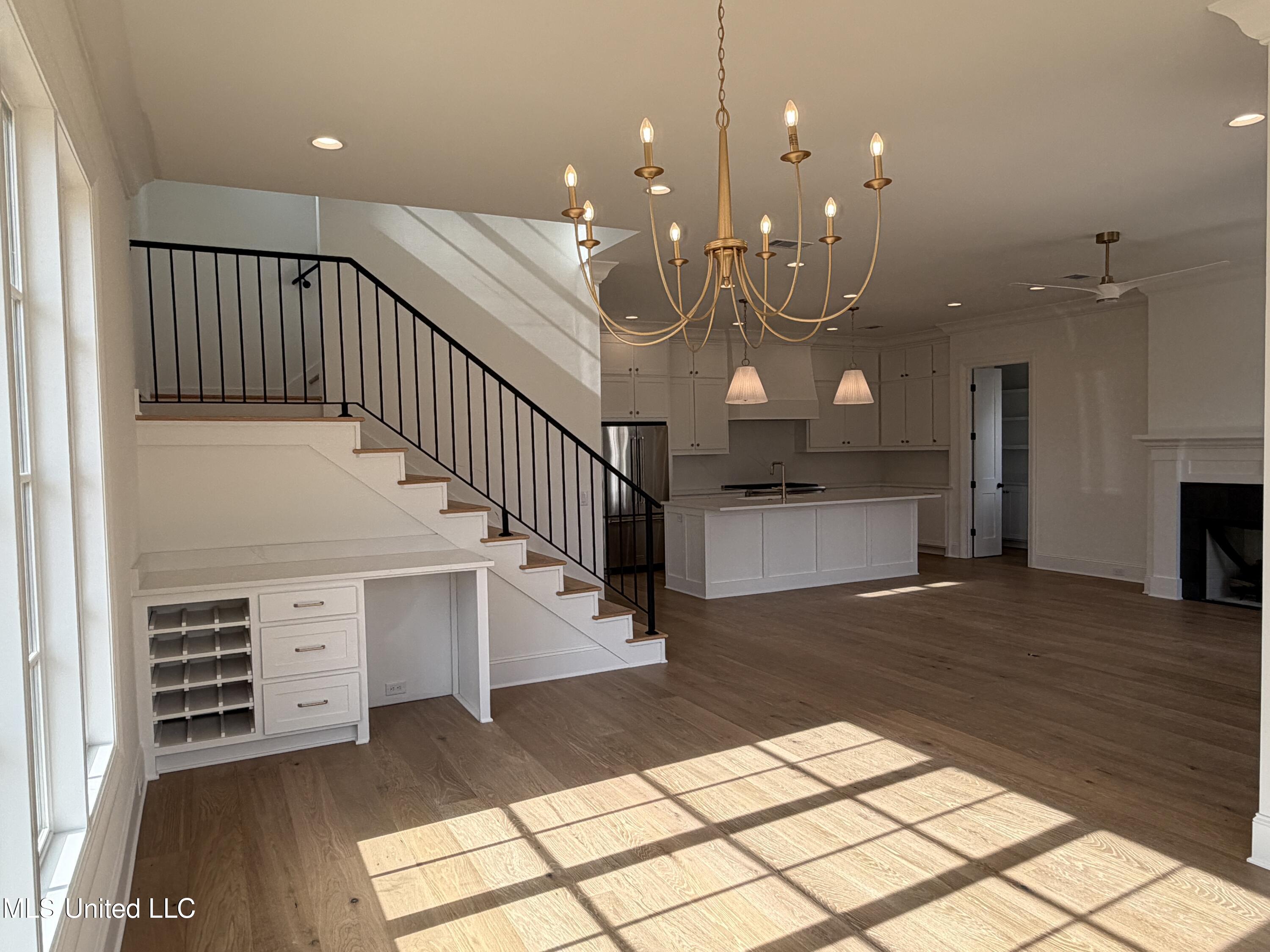 105 Commonwealth Drive Madison, MS 39110 - Photo 6 of 12 Dining