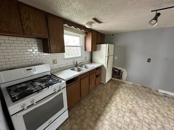 $135,000 | 376 Belle Aire Avenue, Bourbonnais, IL 60914