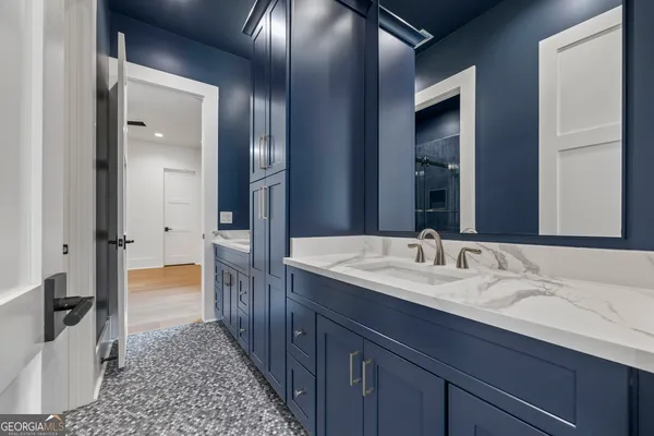 $989,000 | 1080 Spratlin Mill Drive, Hull, GA 30646