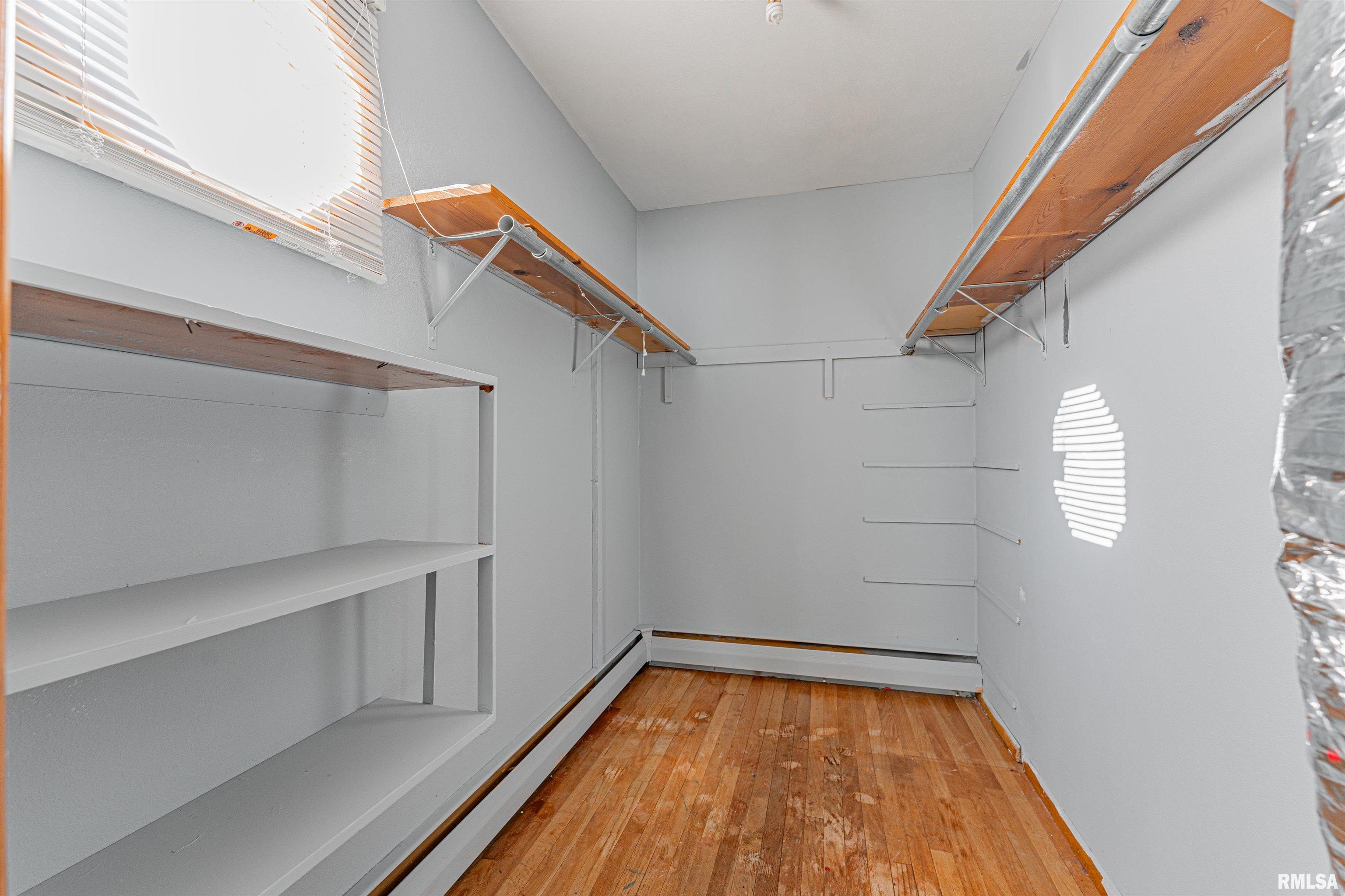 216 Rochelle Avenue Lincoln, IL 62656 - Photo 17 of 27