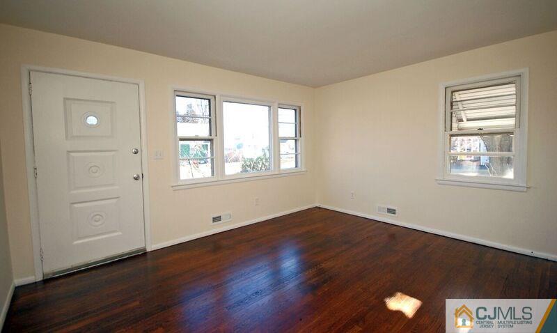 421 2nd Street Middlesex, NJ 08846 - Photo 3 of 15 Gallery Image 3
