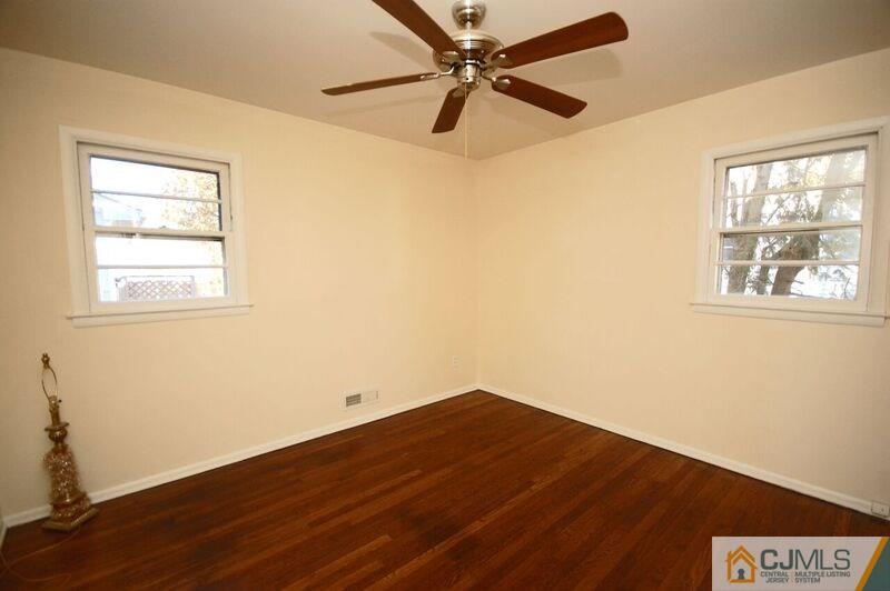 421 2nd Street Middlesex, NJ 08846 - Photo 9 of 15 Gallery Image 9