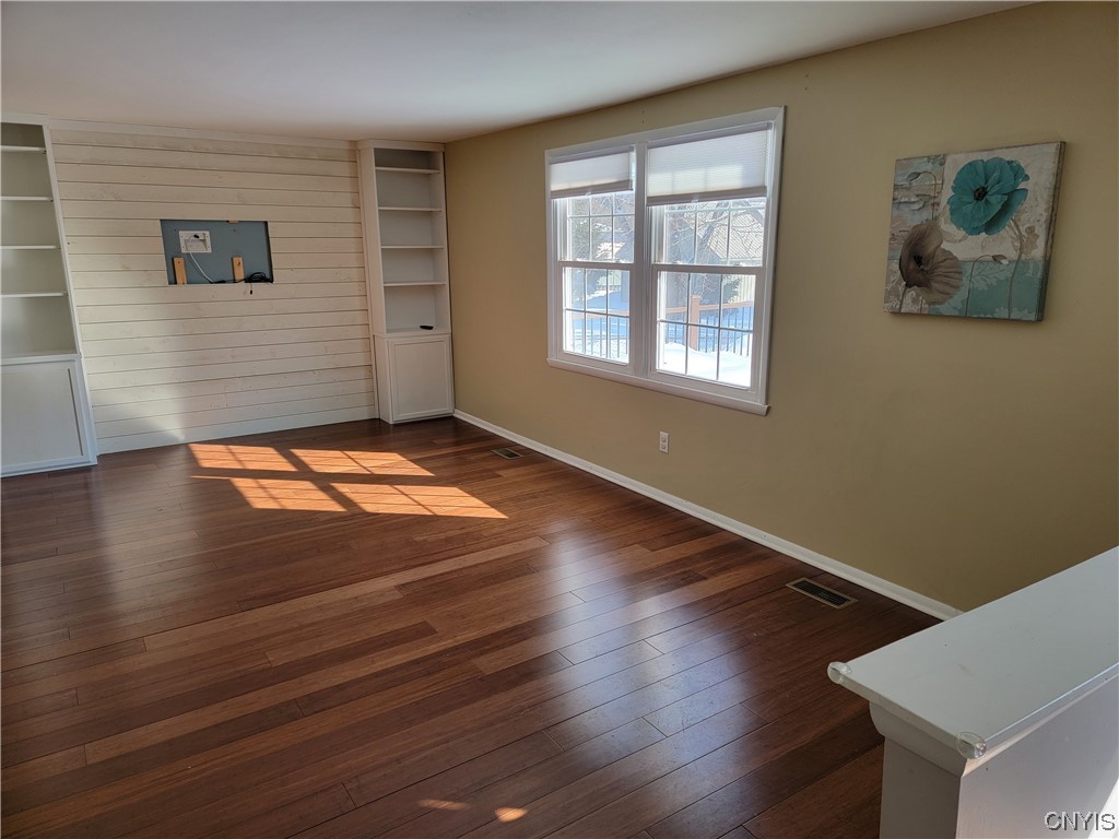 4 Braeside Road Lysander, NY 13027 - Photo 13 of 23