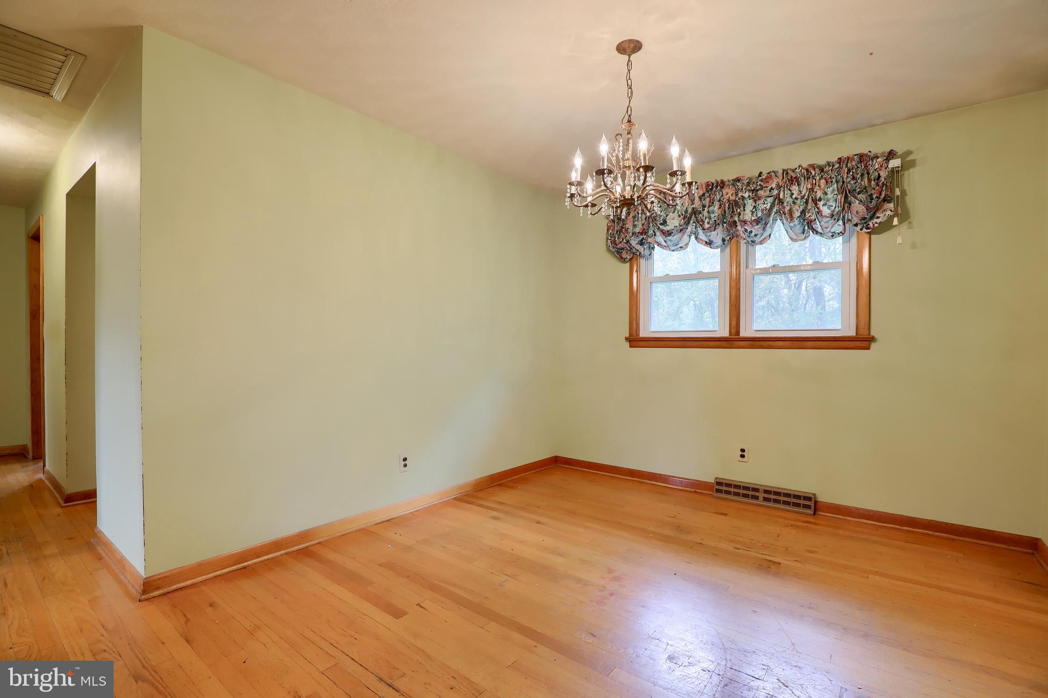 2480 Cedar Road York, PA 17408 - Photo 19 of 28