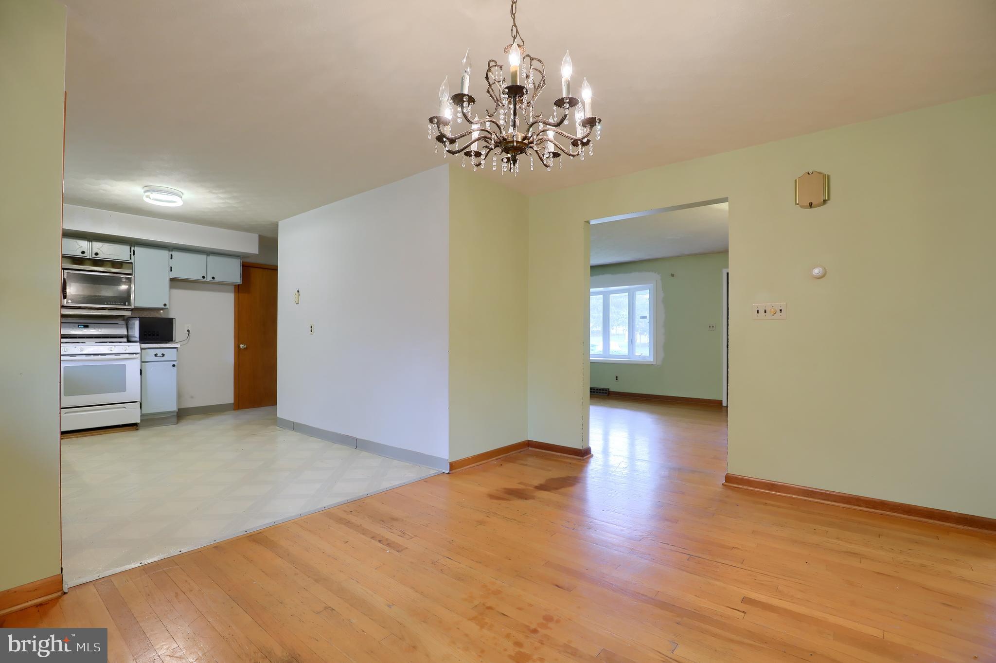 2480 Cedar Road York, PA 17408 - Photo 9 of 28