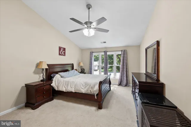 $3,850 | 11982 Mojave Lane, Woodbridge, VA 22192