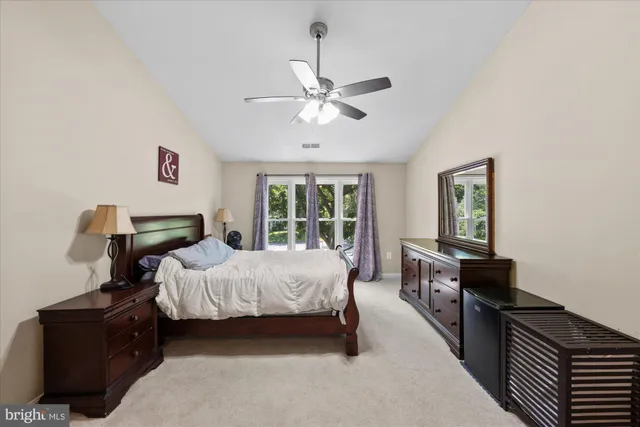 $3,850 | 11982 Mojave Lane, Woodbridge, VA 22192