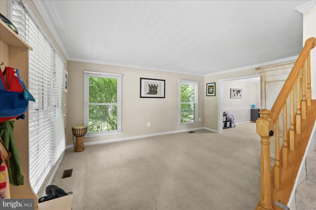 $3,850 | 11982 Mojave Lane, Woodbridge, VA 22192