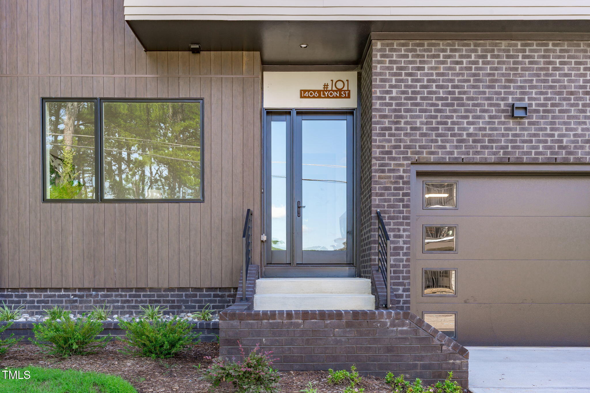 1406 Lyon Street, Unit 101 Raleigh, NC 27608 - Photo 53 of 62 54