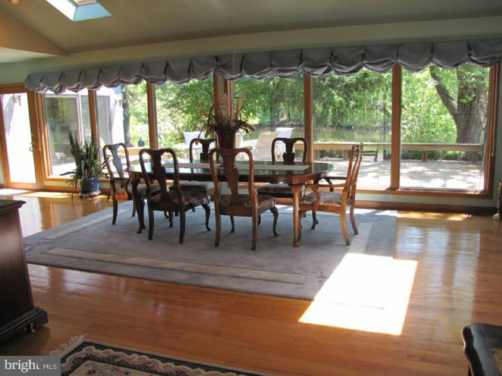 129 Hopewell Road Marlton, NJ 08053 - Photo 5 of 25 Living Room