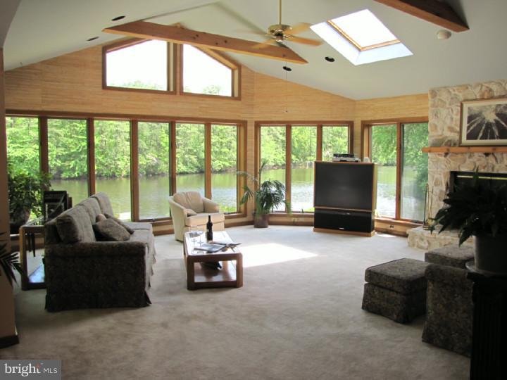 129 Hopewell Road Marlton, NJ 08053 - Photo 6 of 25 Family Room