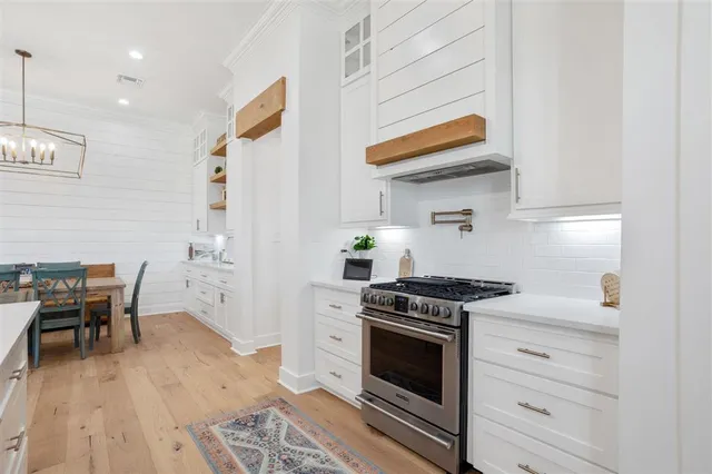 $665,000 | 1762 Ardoin Road, Iowa, LA 70647