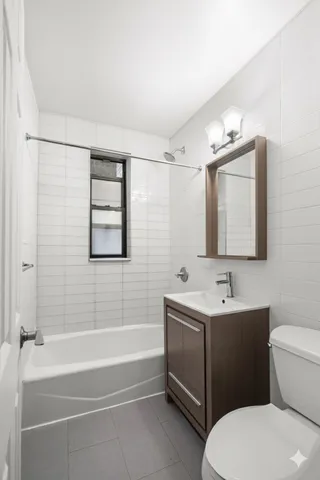 $395,000 | 750 Riverside Drive, Unit 2B | Hamilton Heights