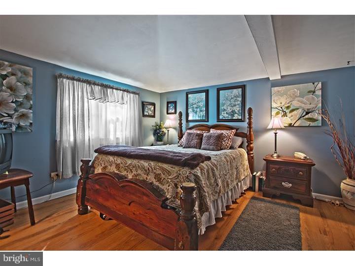 85 Groveville Road Trenton, NJ 08620 - Photo 14 of 23 Bedroom - Main