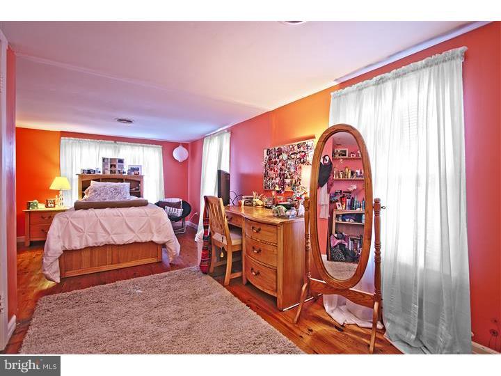 85 Groveville Road Trenton, NJ 08620 - Photo 15 of 23 Bedroom 2