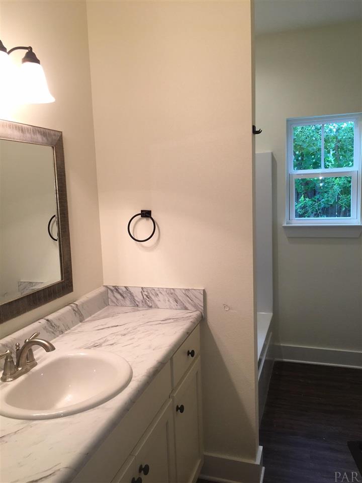5414 Arrowhead Road Pensacola, FL 32507 - Photo 5 of 8 Gallery Image 5