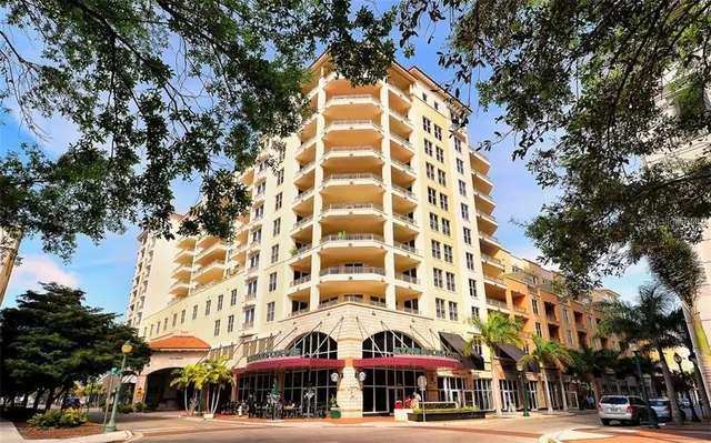 $6,500 | 100 Central Avenue, Unit 620, Sarasota, FL 34236