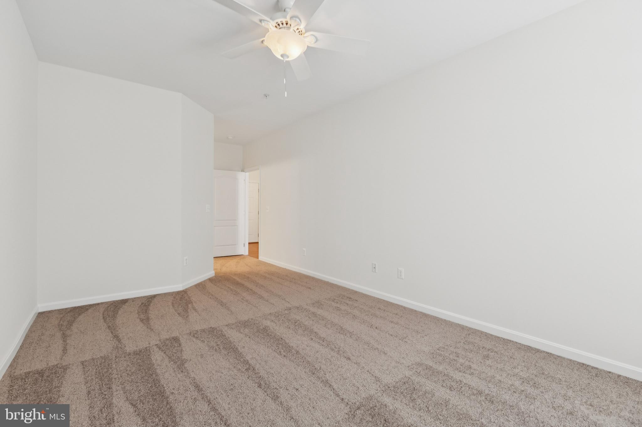 1371 Schooner Loop, Unit 1371 Solomons, MD 20688 - Photo 23 of 38 Primary Bedroom