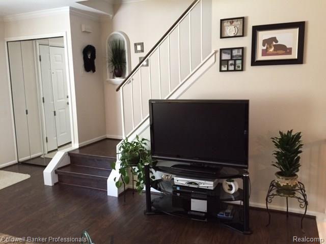 1275 Candlestick Lane, Unit 103 Rochester, MI 48306 - Photo 8 of 32 IMG_3177.jpg