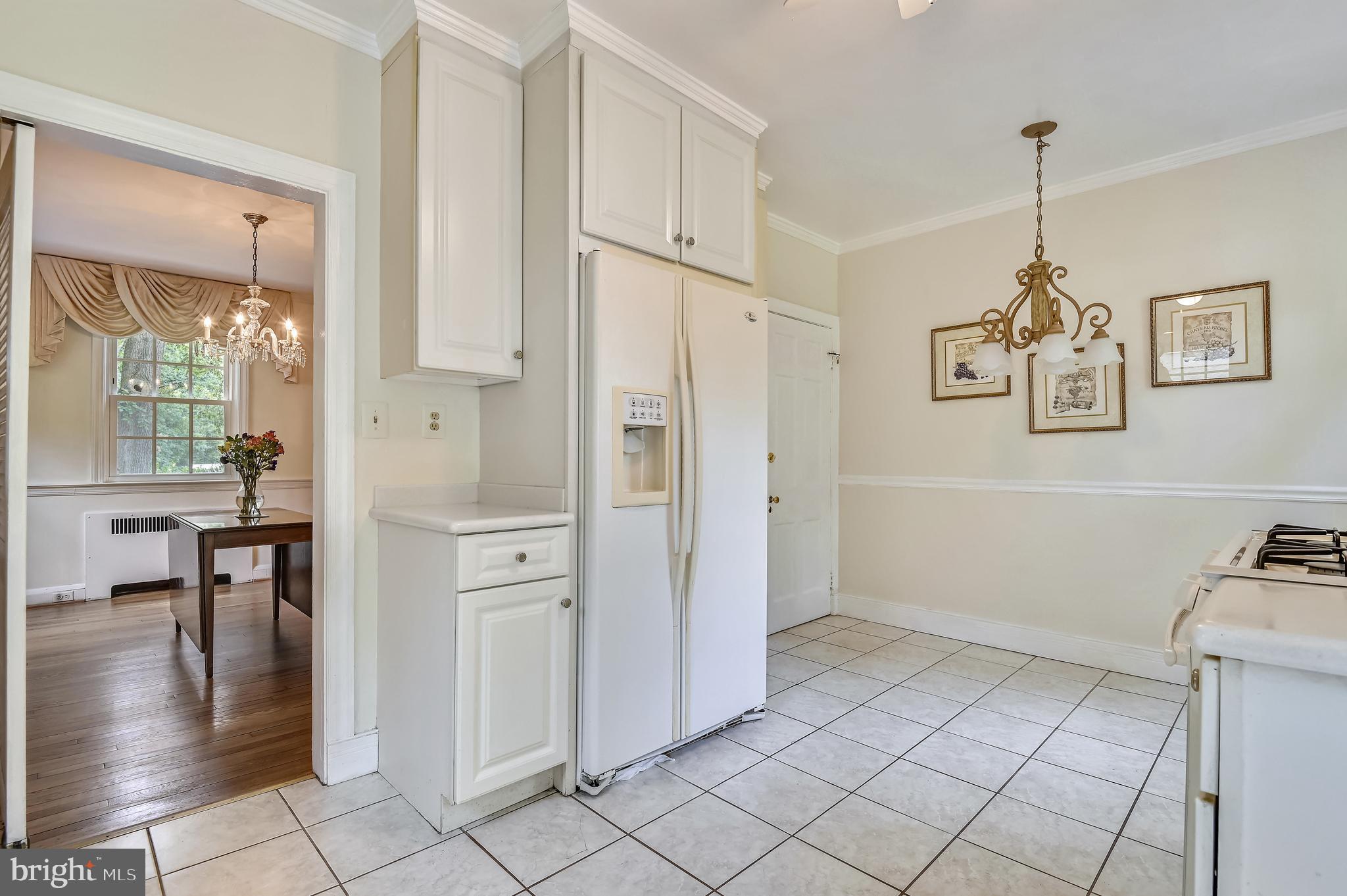 802 Hatherleigh Road Baltimore, MD 21212 - Photo 17 of 39 Kitchen