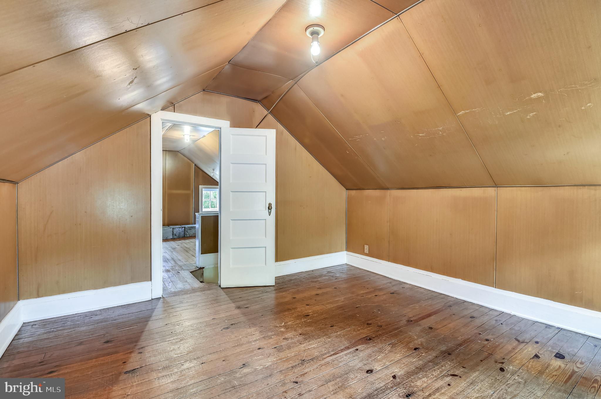 802 Hatherleigh Road Baltimore, MD 21212 - Photo 25 of 39 Attic w/ two separate rooms