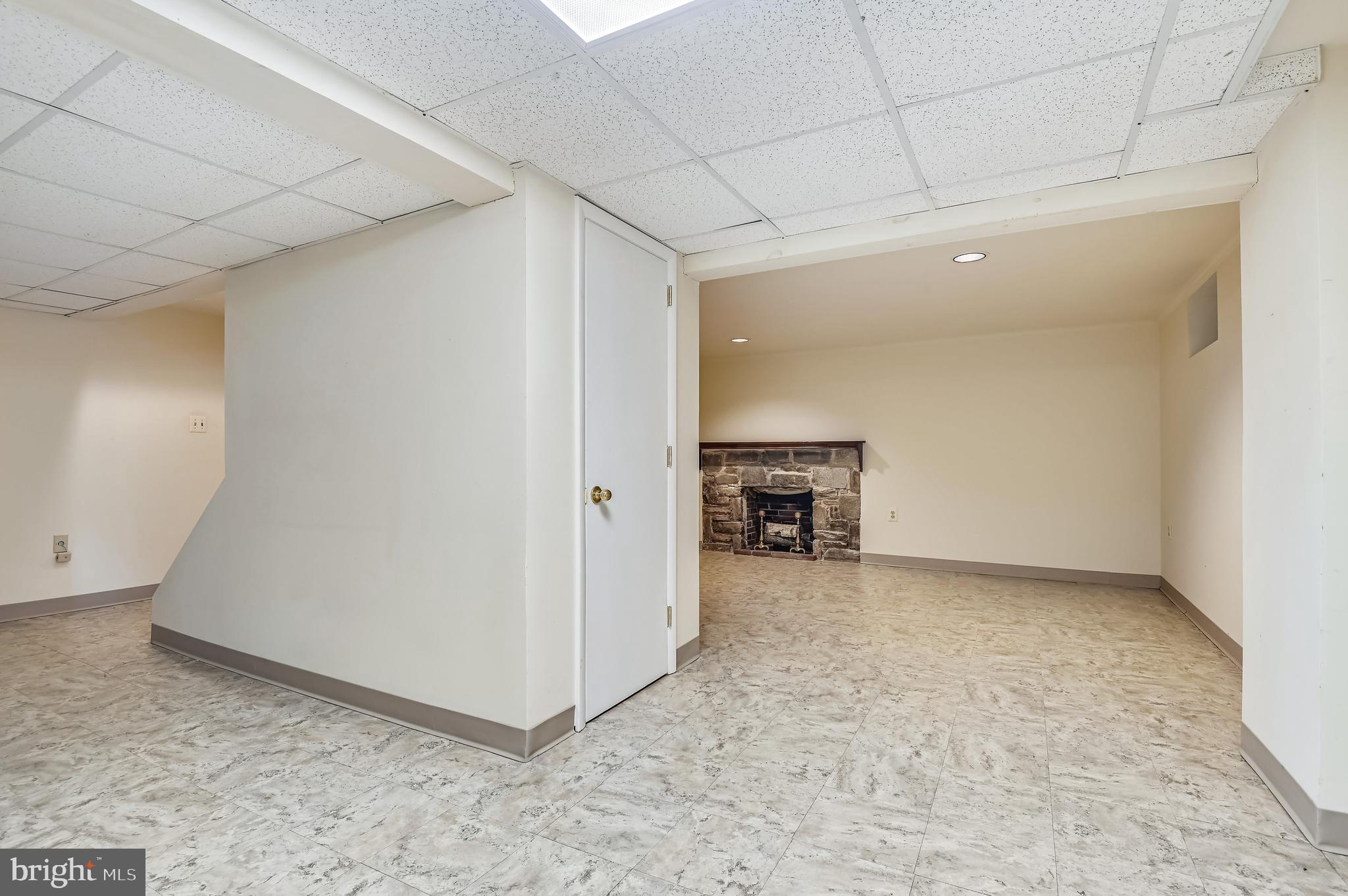 802 Hatherleigh Road Baltimore, MD 21212 - Photo 27 of 39 Lower level recreation room