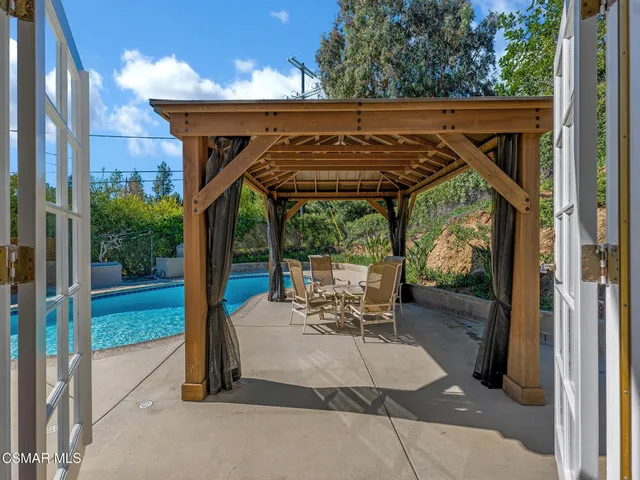 $1,339,000 | 4610 Cerrillos Drive, Woodland Hills, CA 91364