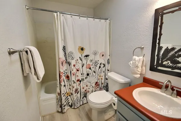 $518,500 | 1640 Davis Avenue, Unit 7, McCall, ID 83638