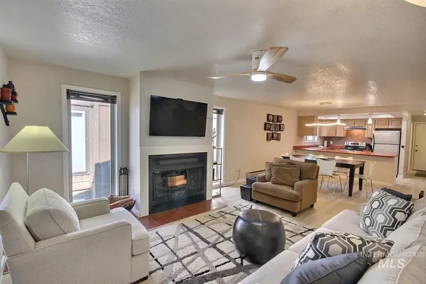 $518,500 | 1640 Davis Avenue, Unit 7, McCall, ID 83638