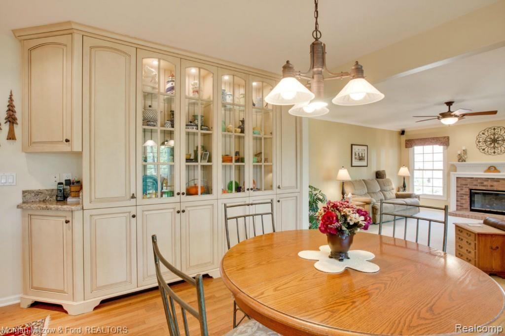 3860 Kaeleaf Road Lake Orion, MI 48360 - Photo 13 of 38